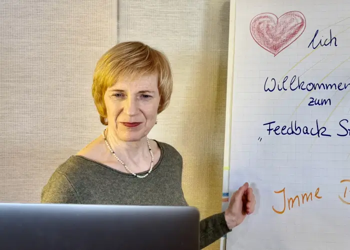 Coach am PC einen Online Workshop gibt