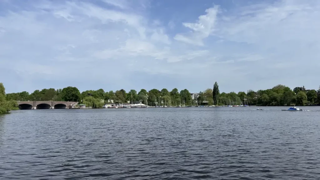 Fluss die Alster in Hamburg